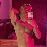 458115296557805568 from fansly